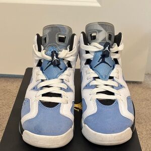Jordan 6 Retro UNC